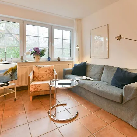Luv Und Lee Pilsum Apartment